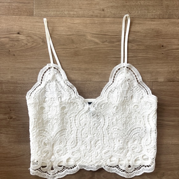 Forever 21 Ivory Lace Camisole - Picture 1 of 3
